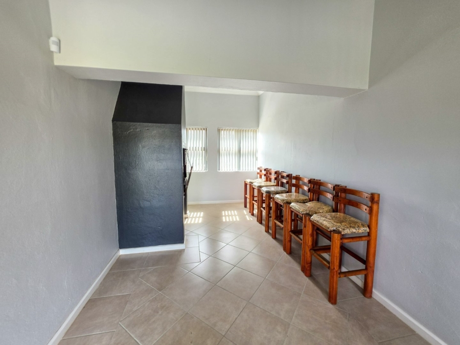 1 Bedroom Property for Sale in Stilbaai Western Cape